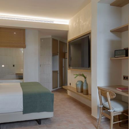 Cala San Miguel Ibiza Resort, Adults Only, Curio Collection By Hilton Port de Sant Miguel 外观 照片 Deluxe Room