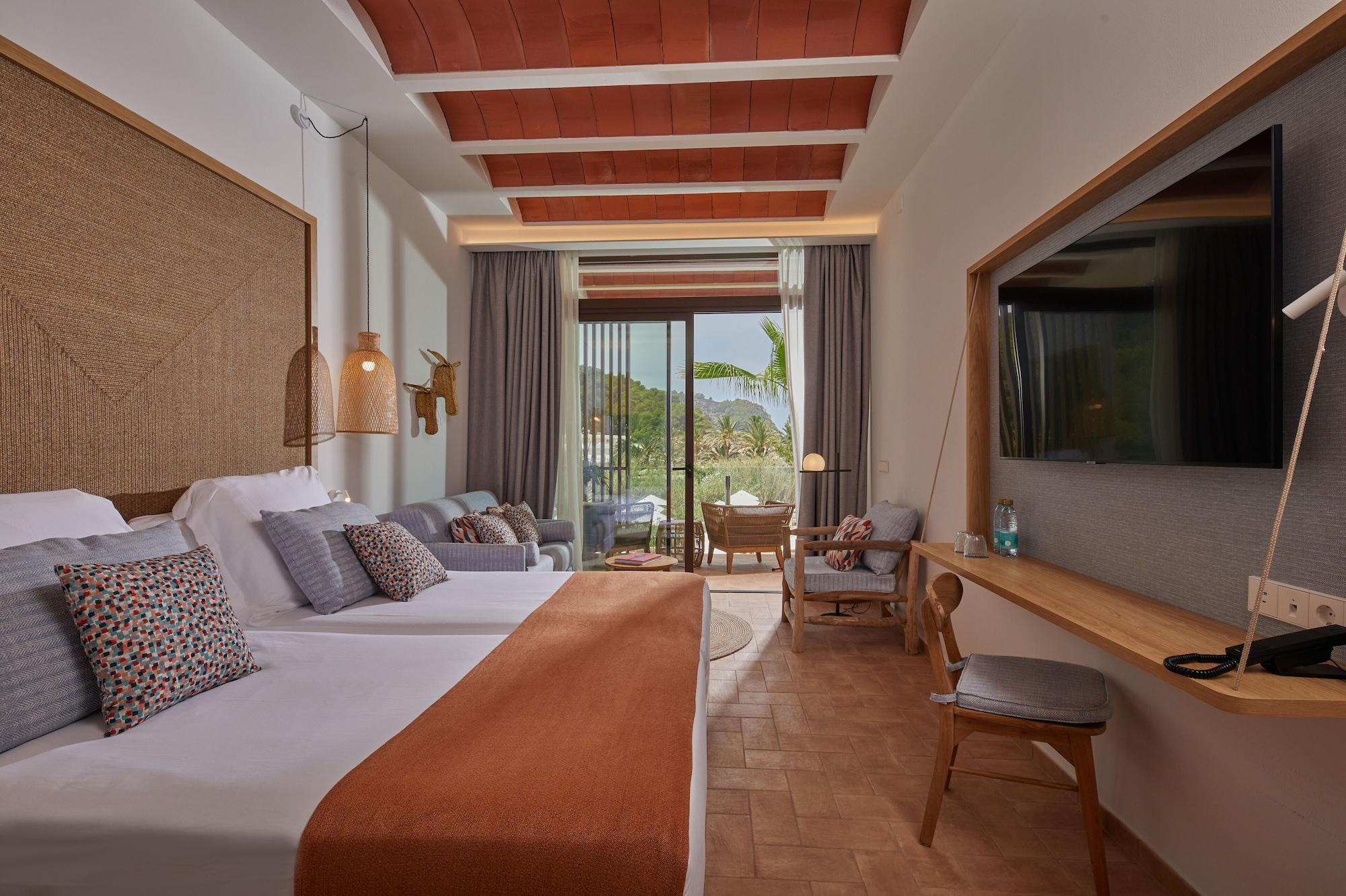 Cala San Miguel Ibiza Resort, Adults Only, Curio Collection By Hilton Port de Sant Miguel 外观 照片 Deluxe room