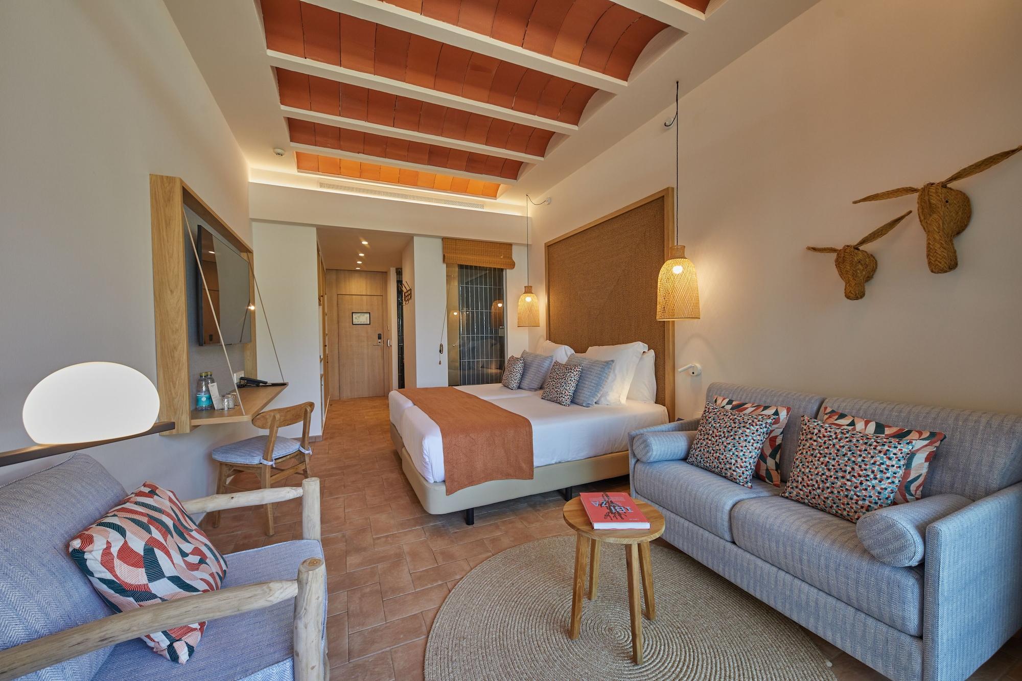 Cala San Miguel Ibiza Resort, Adults Only, Curio Collection By Hilton Port de Sant Miguel 外观 照片 Deluxe Room
