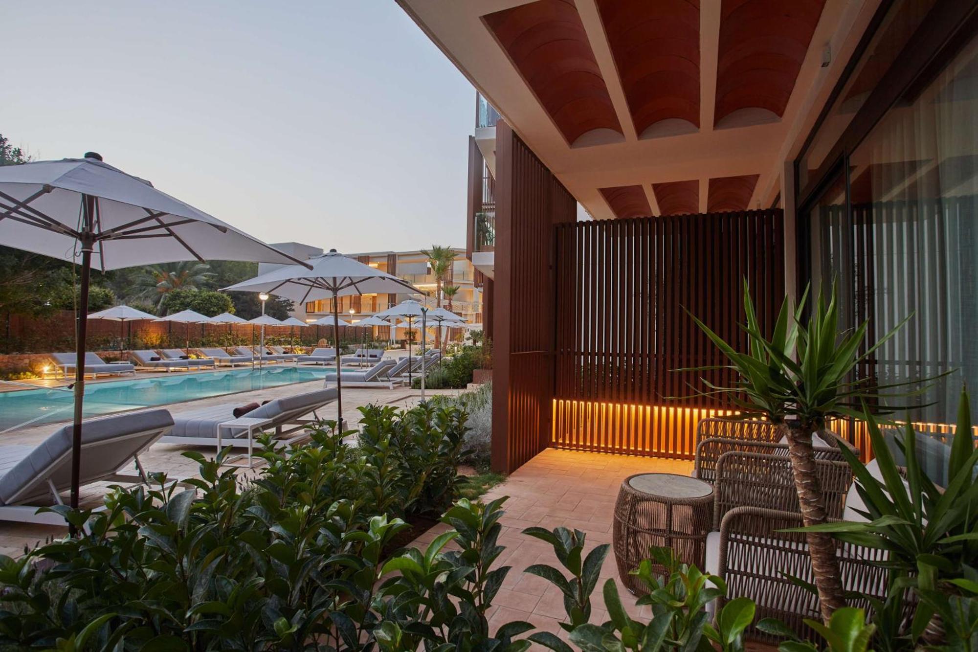 Cala San Miguel Ibiza Resort, Adults Only, Curio Collection By Hilton Port de Sant Miguel 外观 照片
