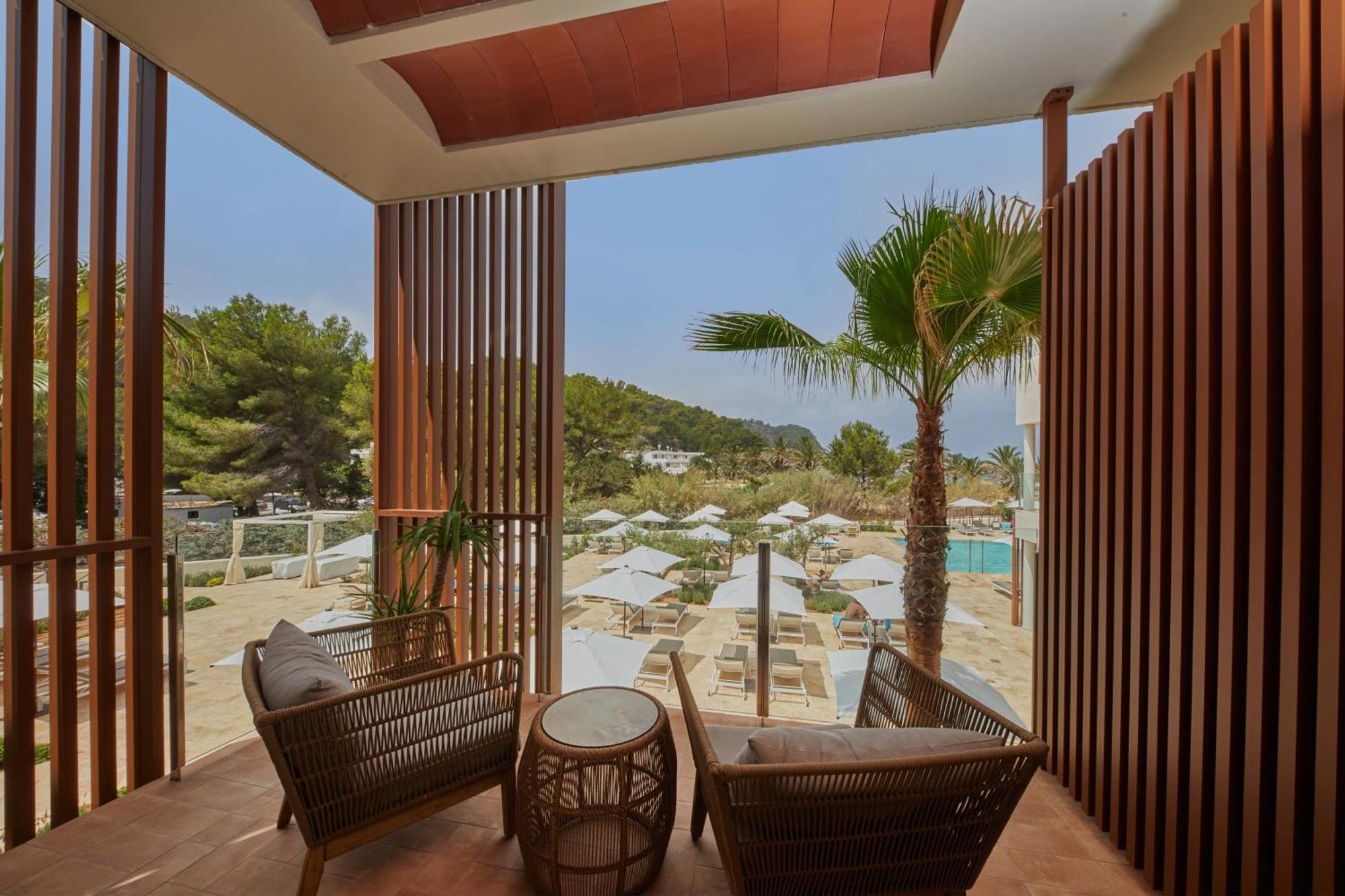 Cala San Miguel Ibiza Resort, Adults Only, Curio Collection By Hilton Port de Sant Miguel 外观 照片