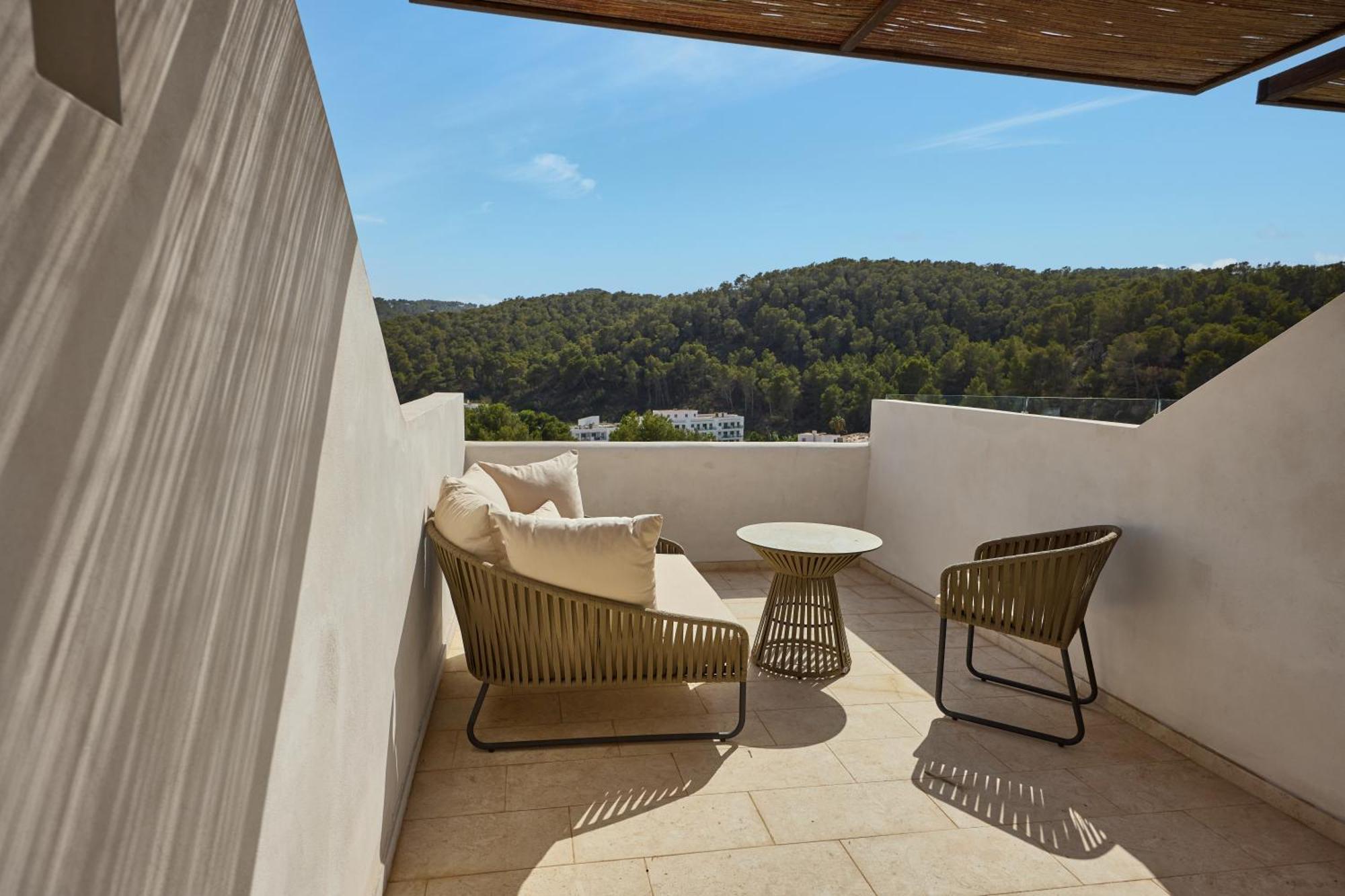 Cala San Miguel Ibiza Resort, Adults Only, Curio Collection By Hilton Port de Sant Miguel 外观 照片